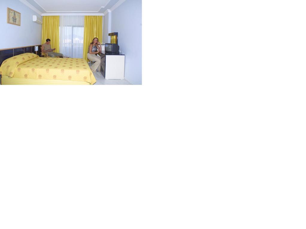Ares Hotel Mahmutlar Chambre photo